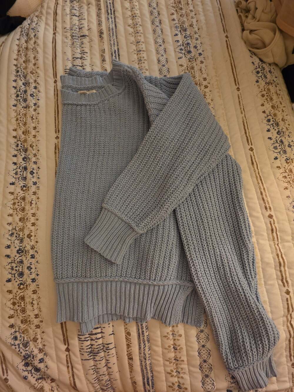 Aeropostale Blue Crewneck Ribbed Knit Sweater